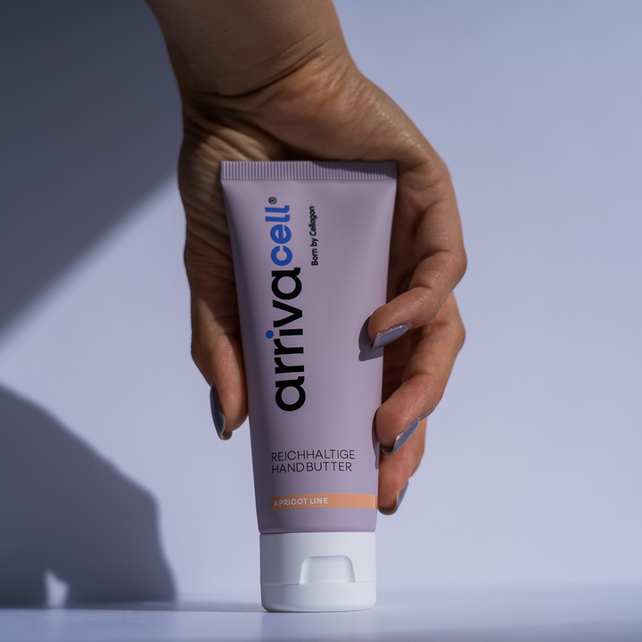 hand reaching out for handbutter of arrivacell